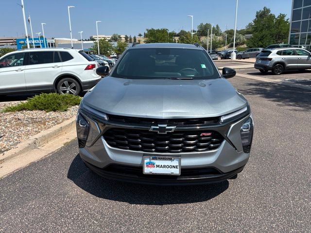 Used 2024 Chevrolet Trax RS w/ Driver Confidence Package FWD image 2