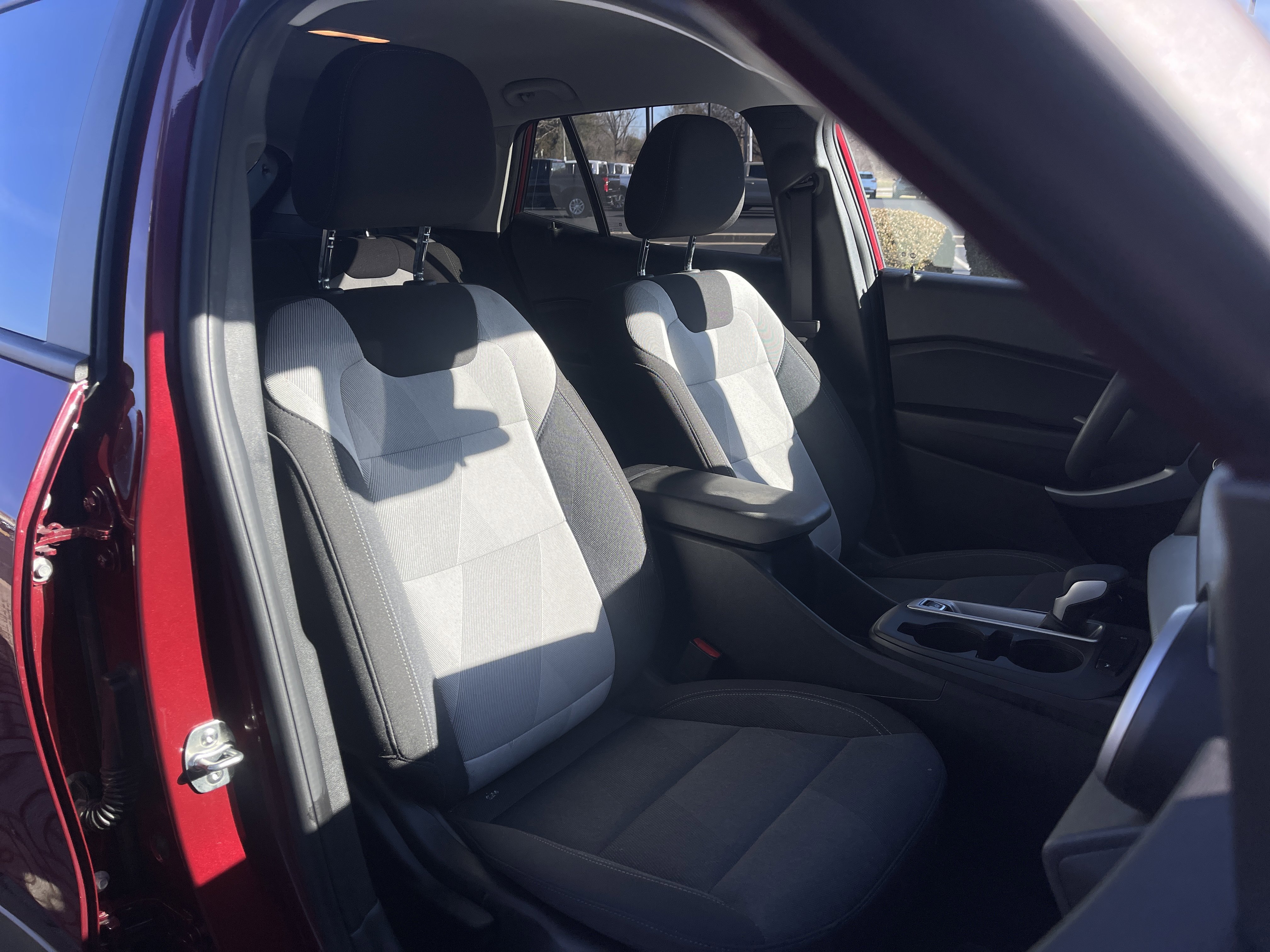 Used 2024 Chevrolet Trax LS w/ LS Convenience Package image 30