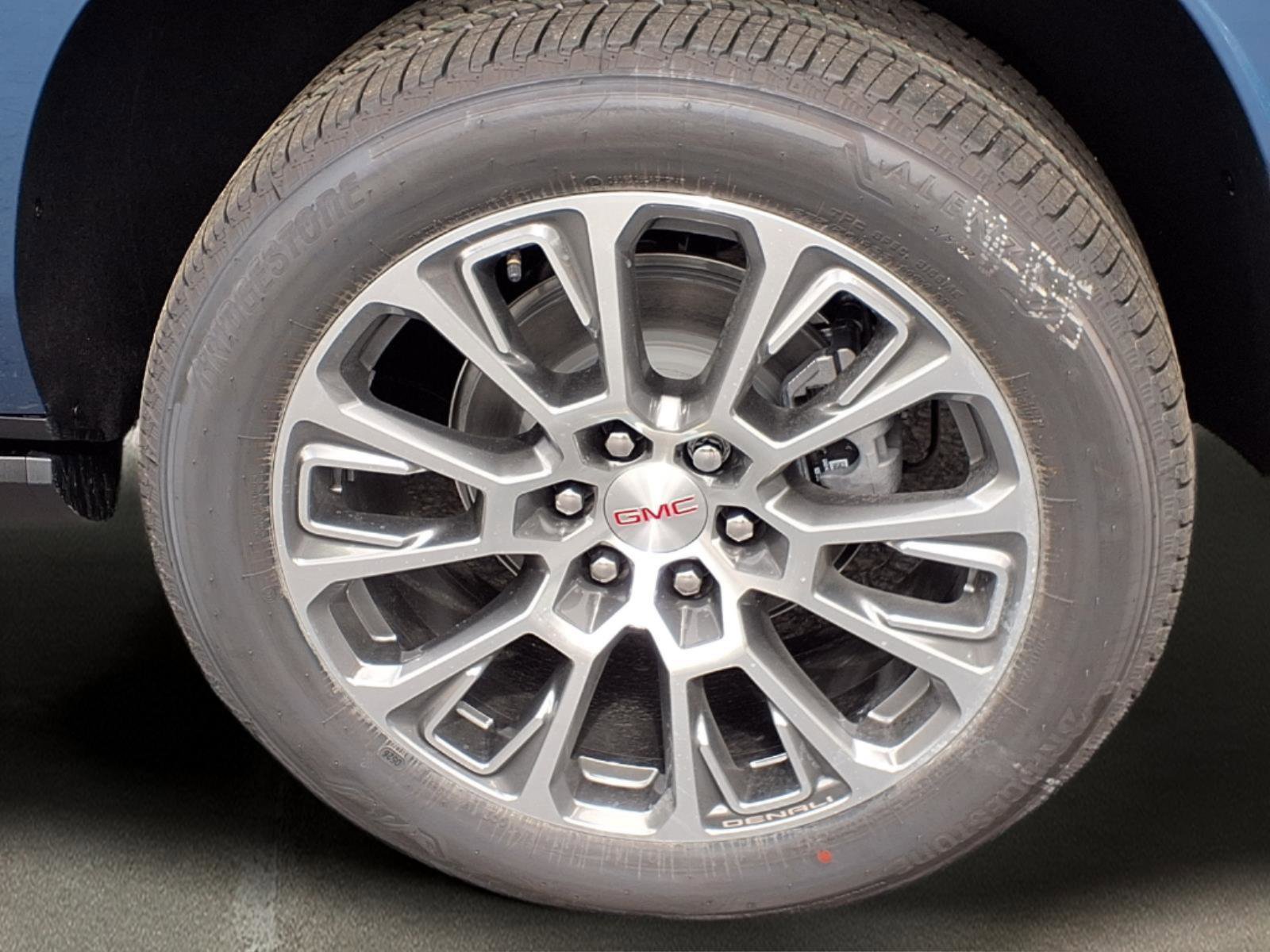 New 2026 GMC Yukon XL Denali image 35