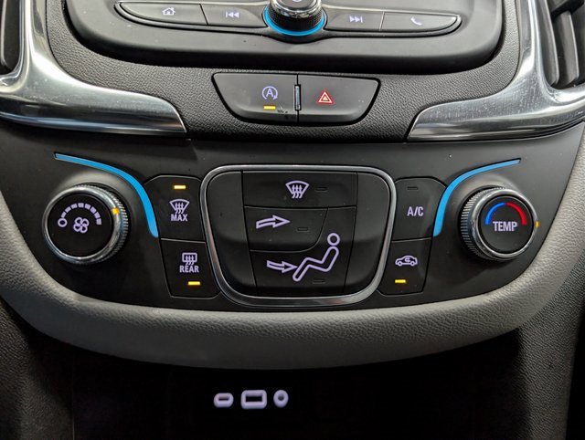 Used 2024 Chevrolet Equinox LS image 23