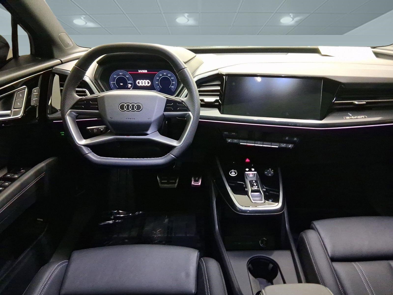 Used 2025 Audi Q4 e-tron Premium Plus w/ Premium Plus image 24