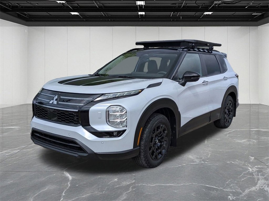 New 2025 Mitsubishi Outlander SE