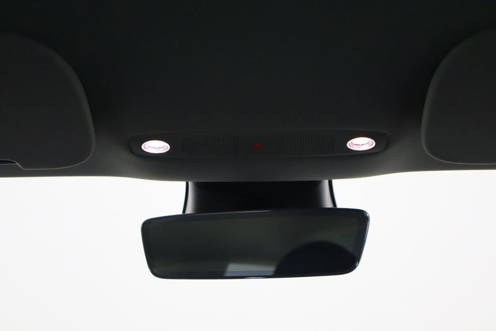 Used 2023 Tesla Model 3 Standard Range image 23