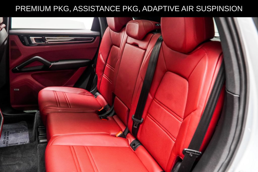 Used 2023 Porsche Cayenne w/ Premium Package AWD/4WD image 52