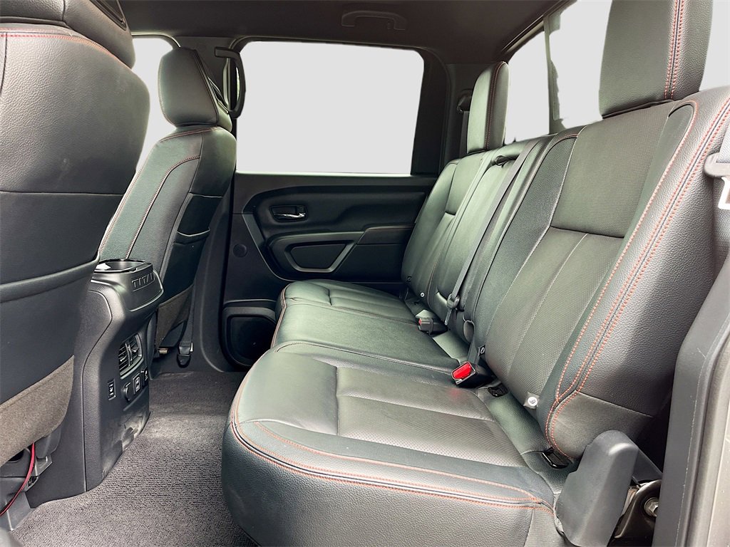 Used 2021 Nissan Titan PRO-4X w/ Pro-4x Convenience Package image 22