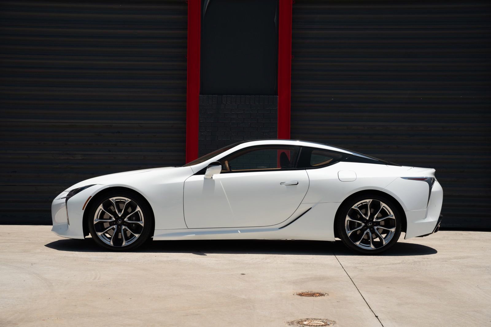 Used 2023 Lexus LC 500 Coupe w/ Dynamic Handling Package RWD image 3