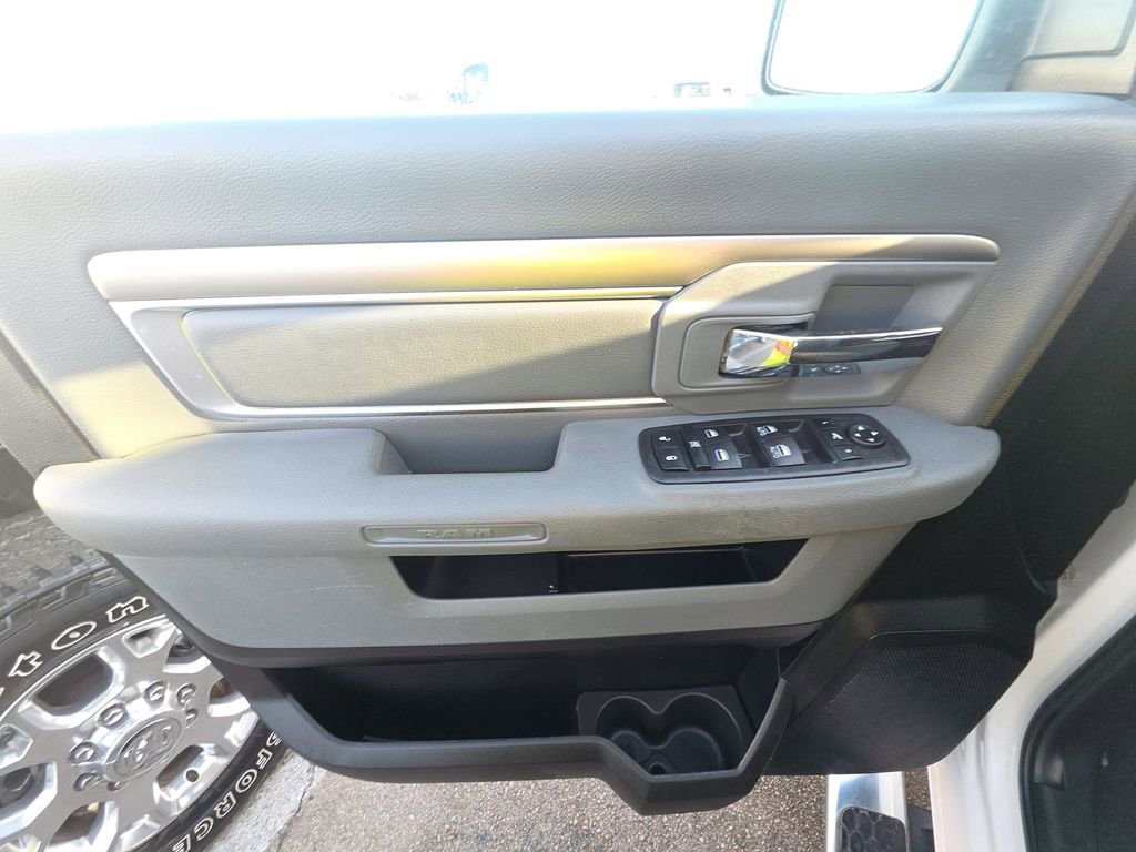 Used 2019 RAM 1500 Big Horn image 11