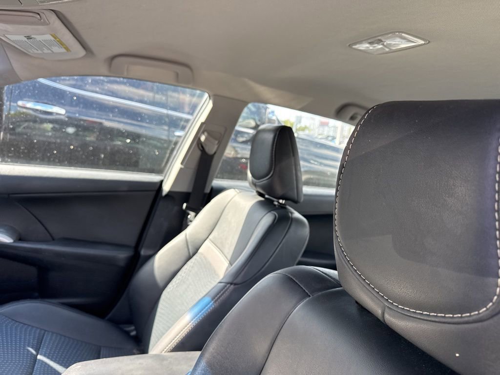Used 2014 Toyota Camry SE image 6