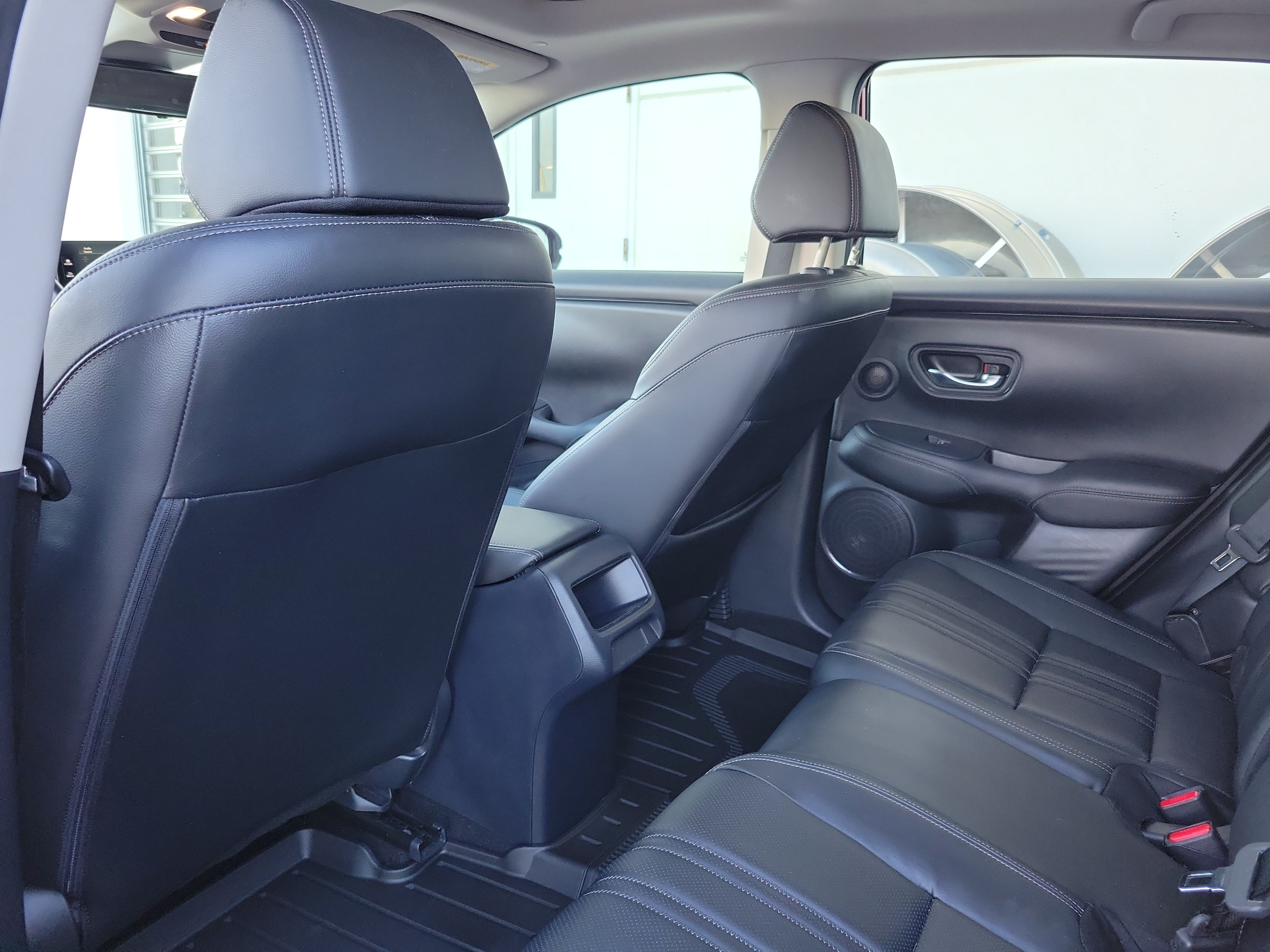 Used 2024 Honda HR-V EX-L image 14