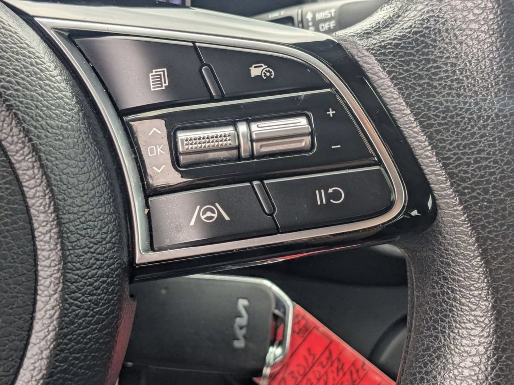 Used 2024 Kia Forte LXS FWD image 18