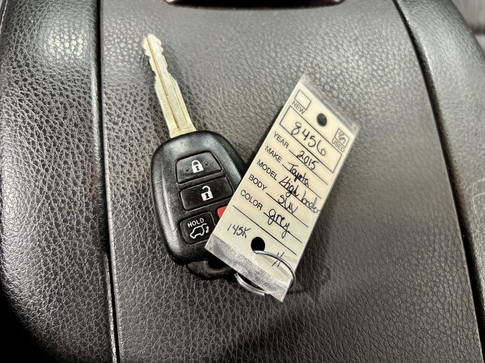 Used 2015 Toyota Highlander Plus image 5