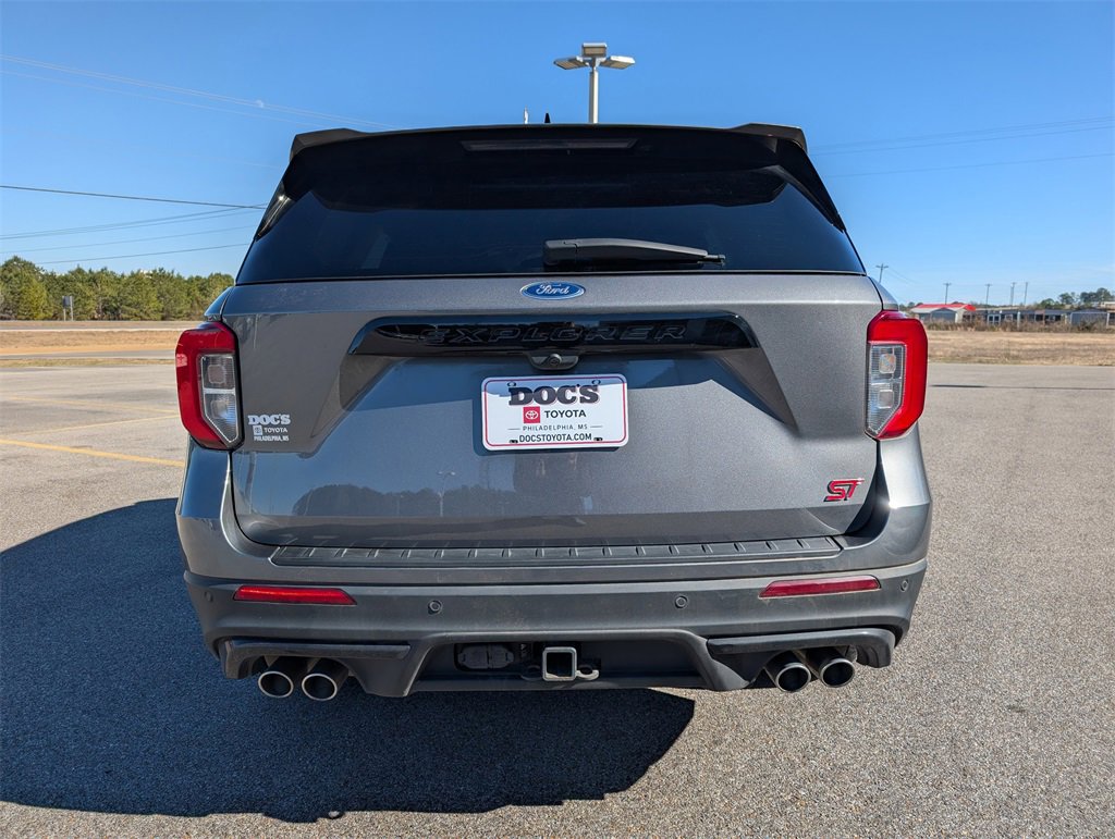 Used 2024 Ford Explorer ST w/ Equipment Group 401A image 4