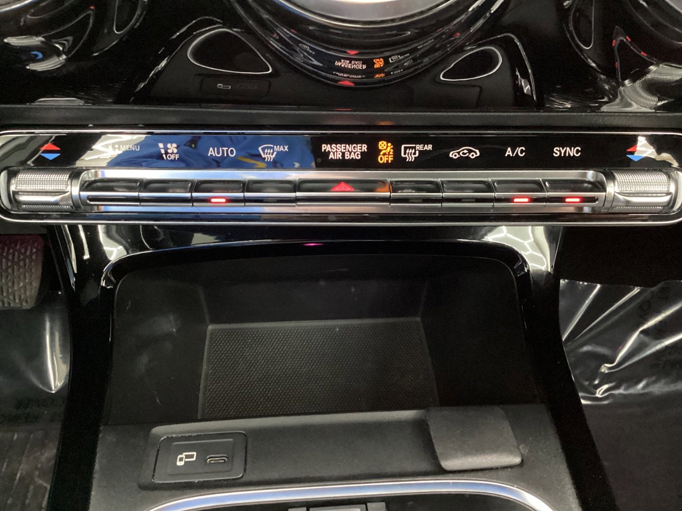 Used 2020 Mercedes-Benz A 220 w/ Premium Package image 36