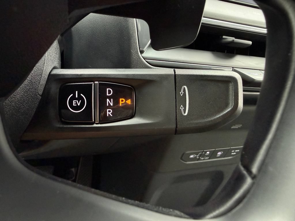Certified 2024 Kia EV9 Land AWD/4WD image 35