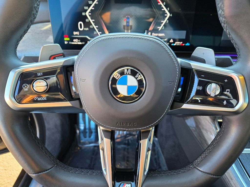 Used 2023 BMW 760i xDrive w/ Parking Assistance Package image 21