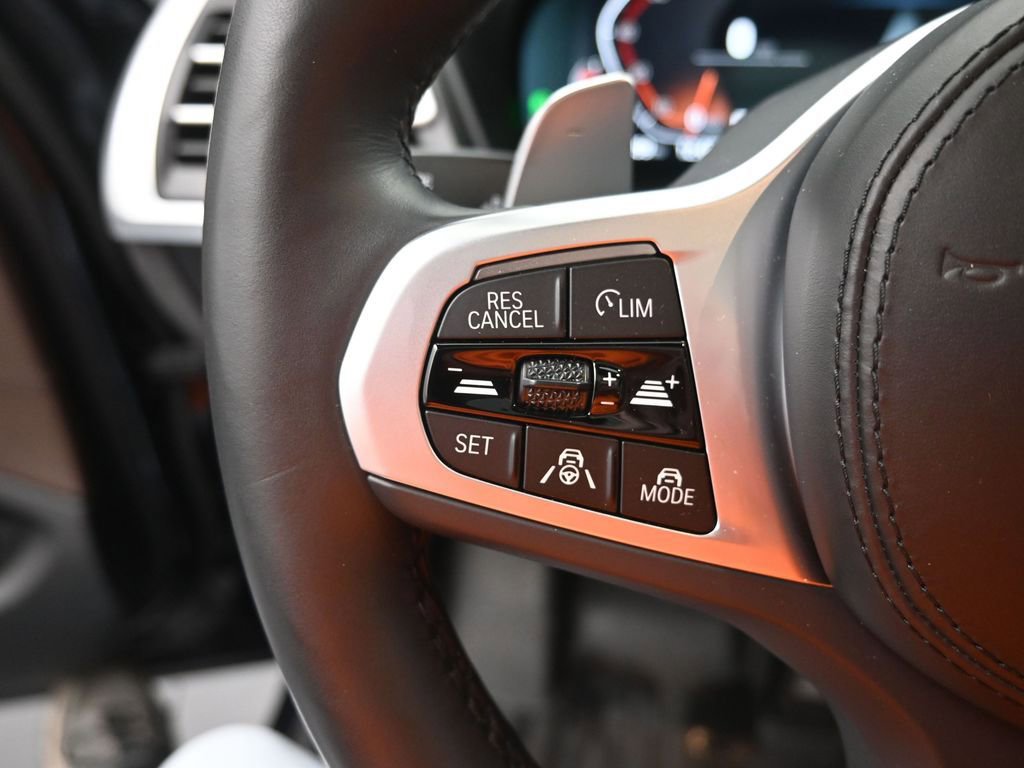 Used 2024 BMW X3 sDrive30i w/ Premium Package image 7