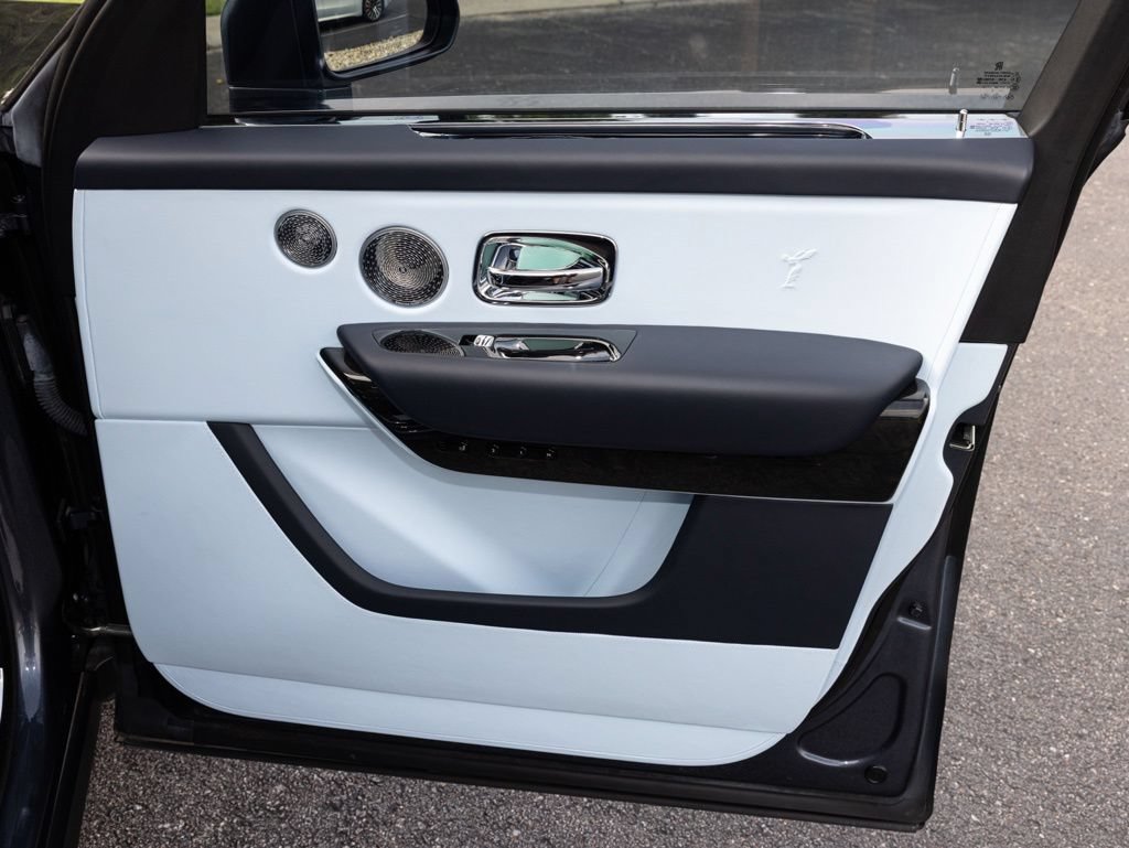 Certified 2022 Rolls-Royce Cullinan w/ Cullinan Package AWD/4WD image 80