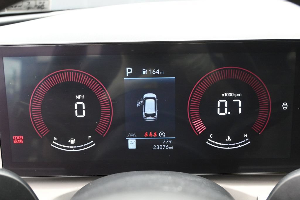 Used 2025 Hyundai Tucson SE FWD image 16