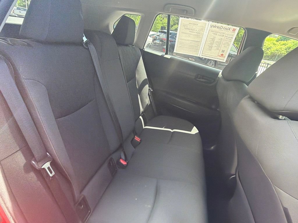 Used 2022 Toyota Corolla Cross LE FWD image 18