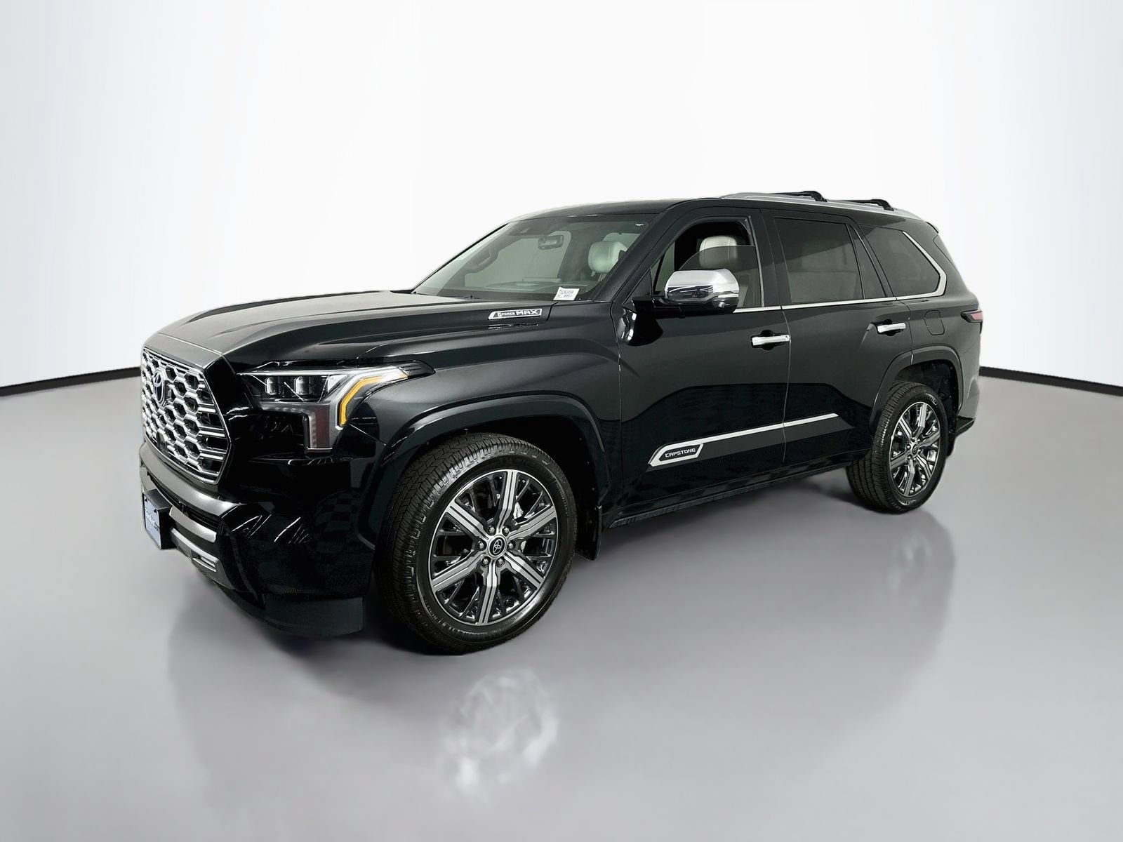 Certified 2023 Toyota Sequoia Capstone AWD/4WD image 3