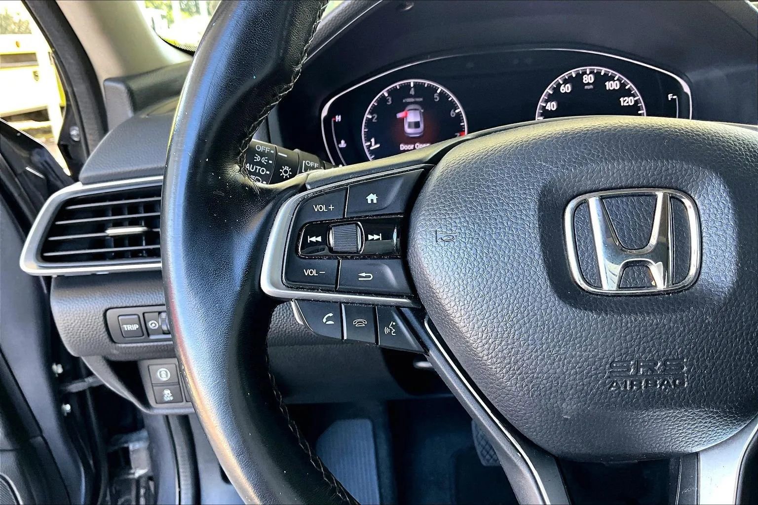 Used 2020 Honda Accord EX-L image 10