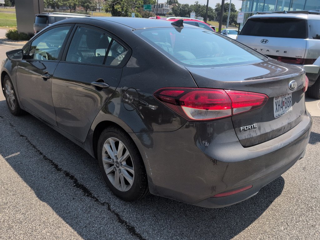 Used 2017 Kia Forte LX w/ LX Popular Package FWD image 9