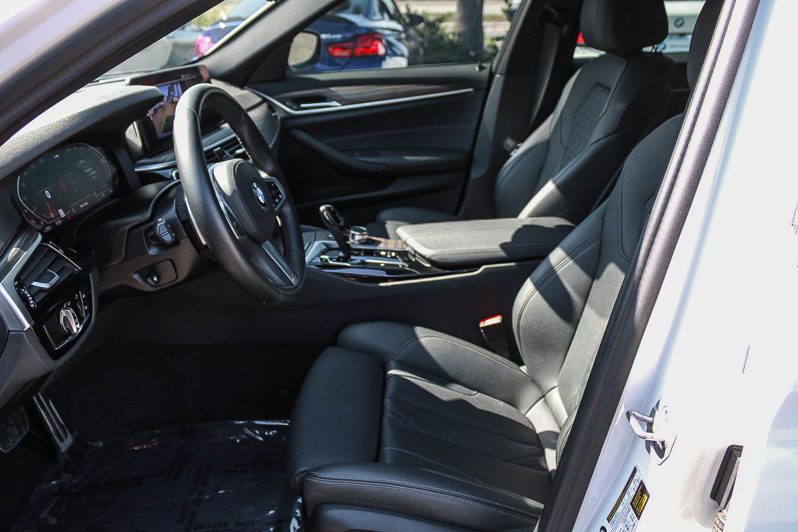 Used 2023 BMW 540i w/ M Sport Package RWD image 17