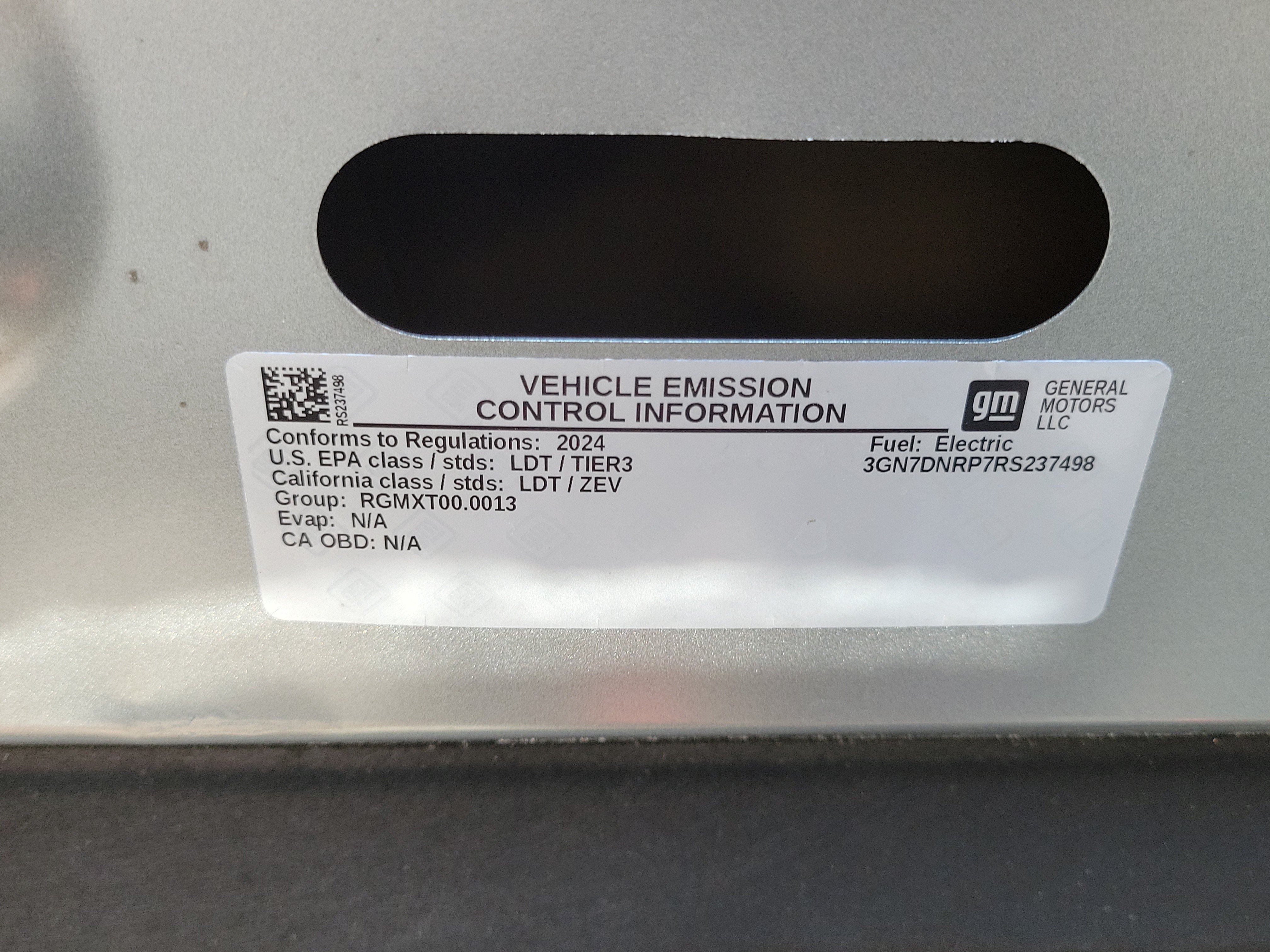 Used 2024 Chevrolet Equinox EV RS FWD image 26