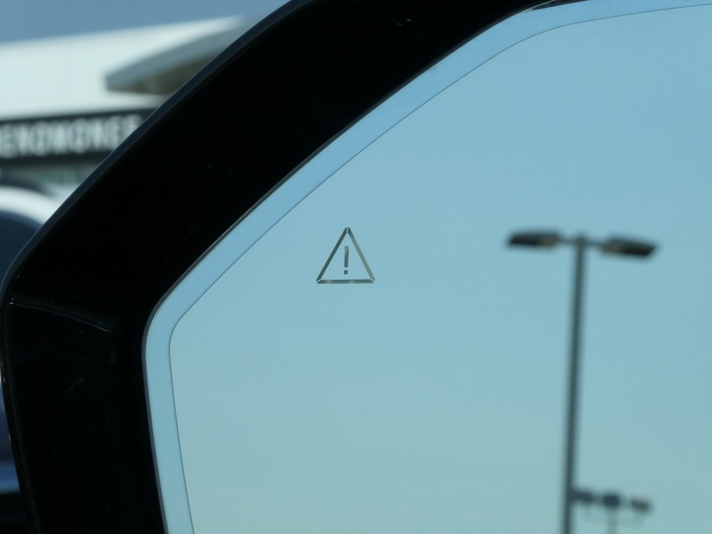 Used 2024 Hyundai Palisade Calligraphy image 14