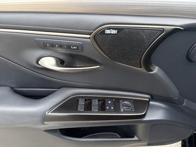 Used 2019 Lexus ES 350 F Sport w/ Accessory Package 2 image 27