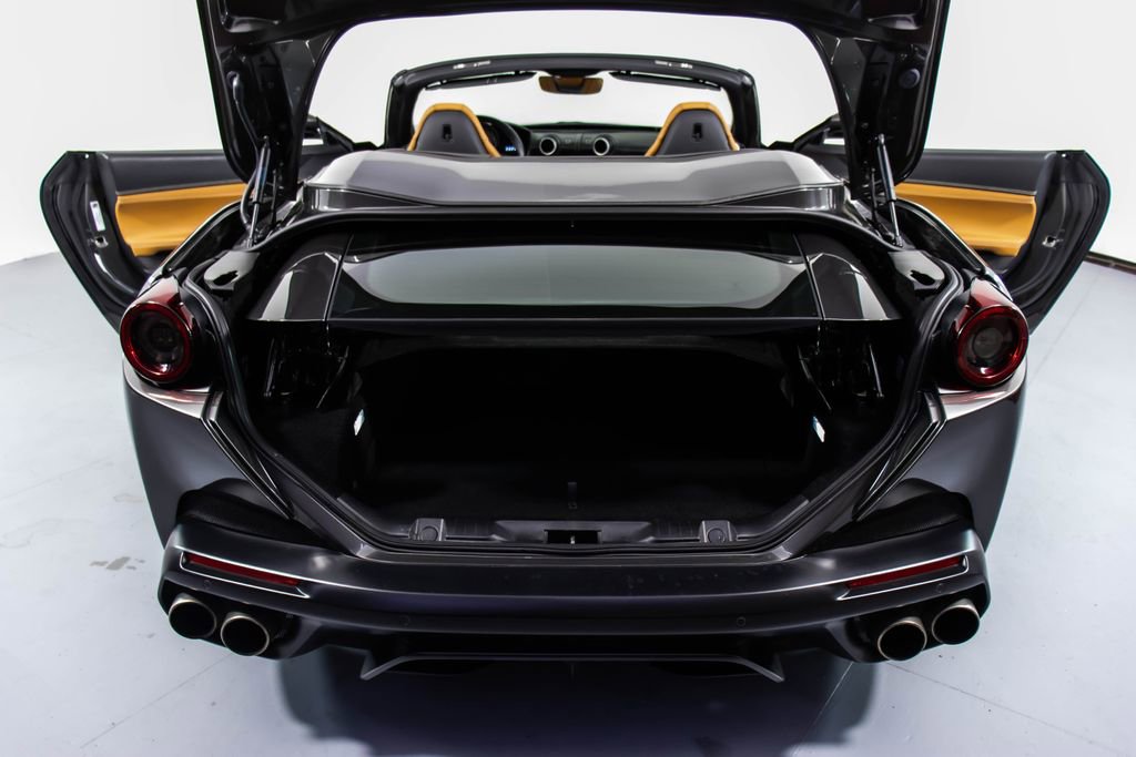 Certified 2019 Ferrari Portofino image 24