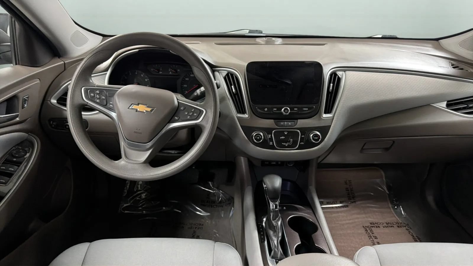 Used 2023 Chevrolet Malibu LS FWD image 11