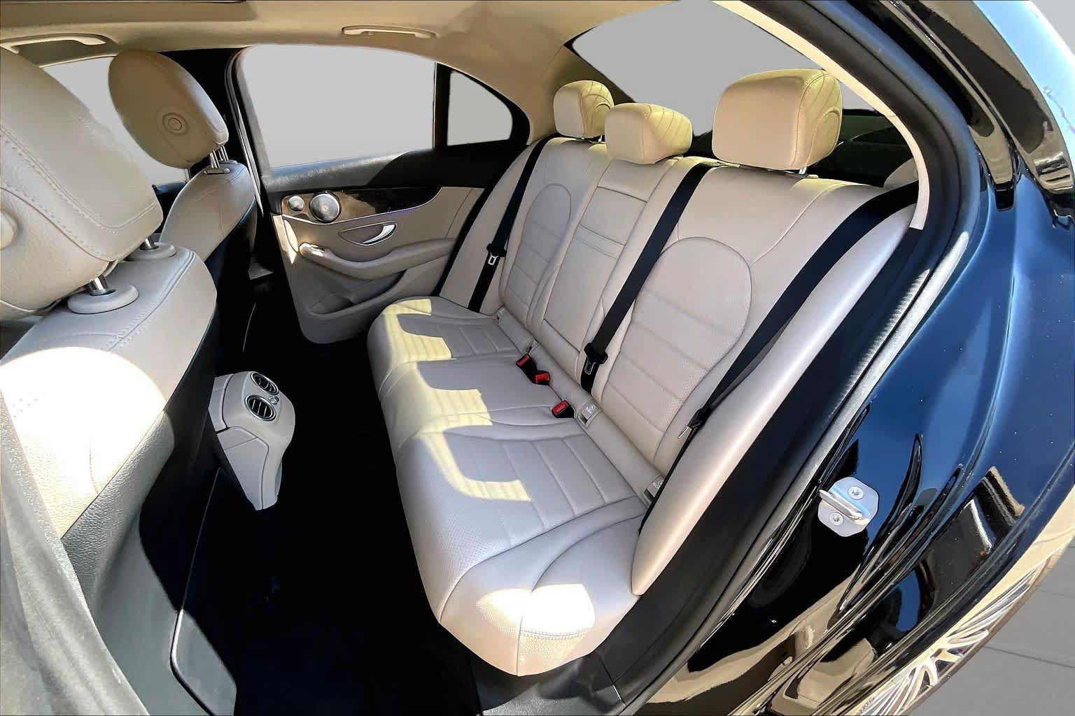 Used 2020 Mercedes-Benz C 300 Sedan image 21