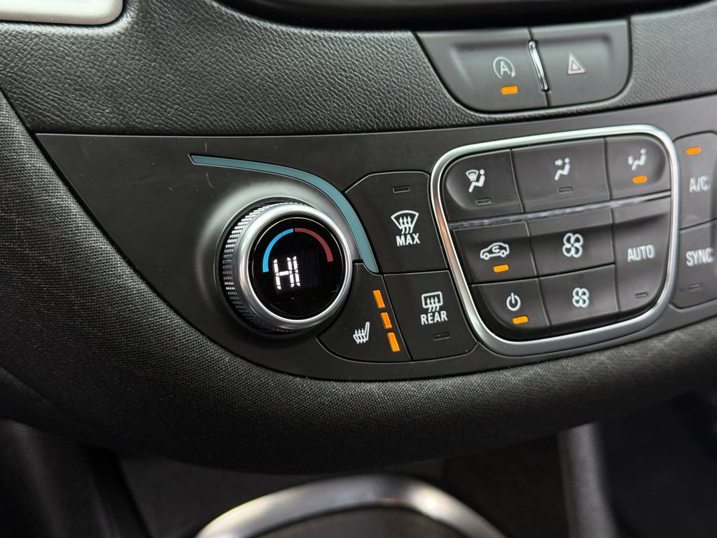 Used 2023 Chevrolet Malibu LT image 26