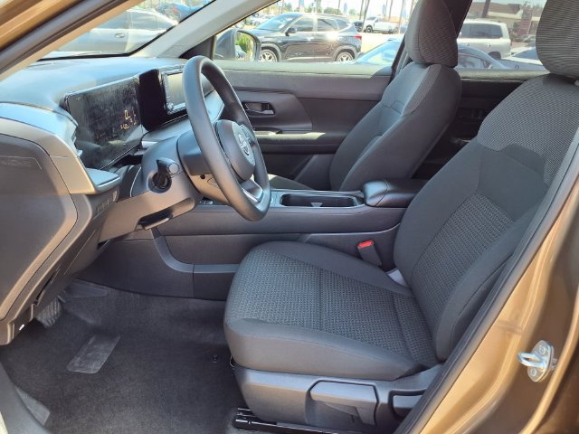 Used 2025 Nissan Kicks S AWD/4WD image 16