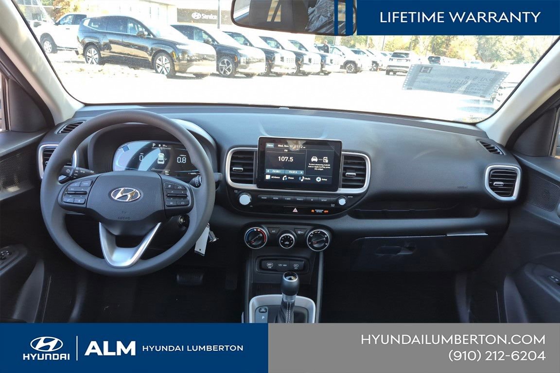 New 2026 Hyundai Venue SE FWD image 21