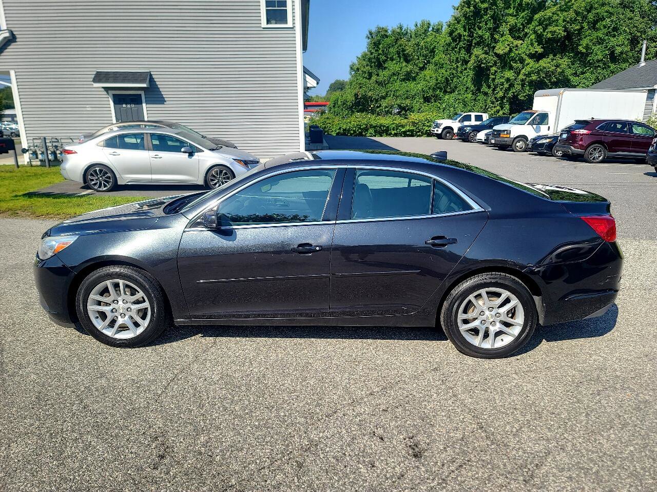 Used 2014 Chevrolet Malibu LT w/ Power Convenience Package image 4