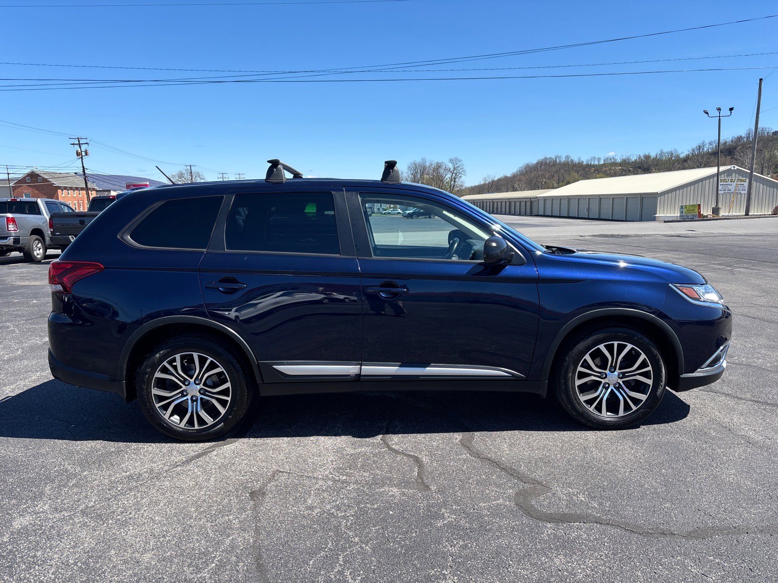 Used 2016 Mitsubishi Outlander SE AWD/4WD image 8