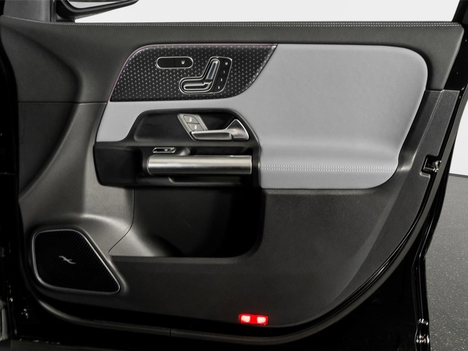 Used 2024 Mercedes-Benz GLA 35 AMG 4MATIC image 46