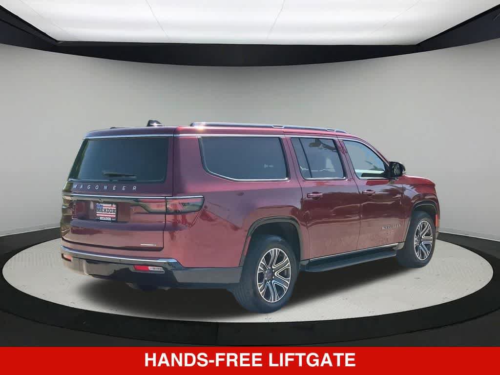 Used 2024 Jeep Wagoneer L Series II w/ Flexible Seating Group AWD/4WD image 7