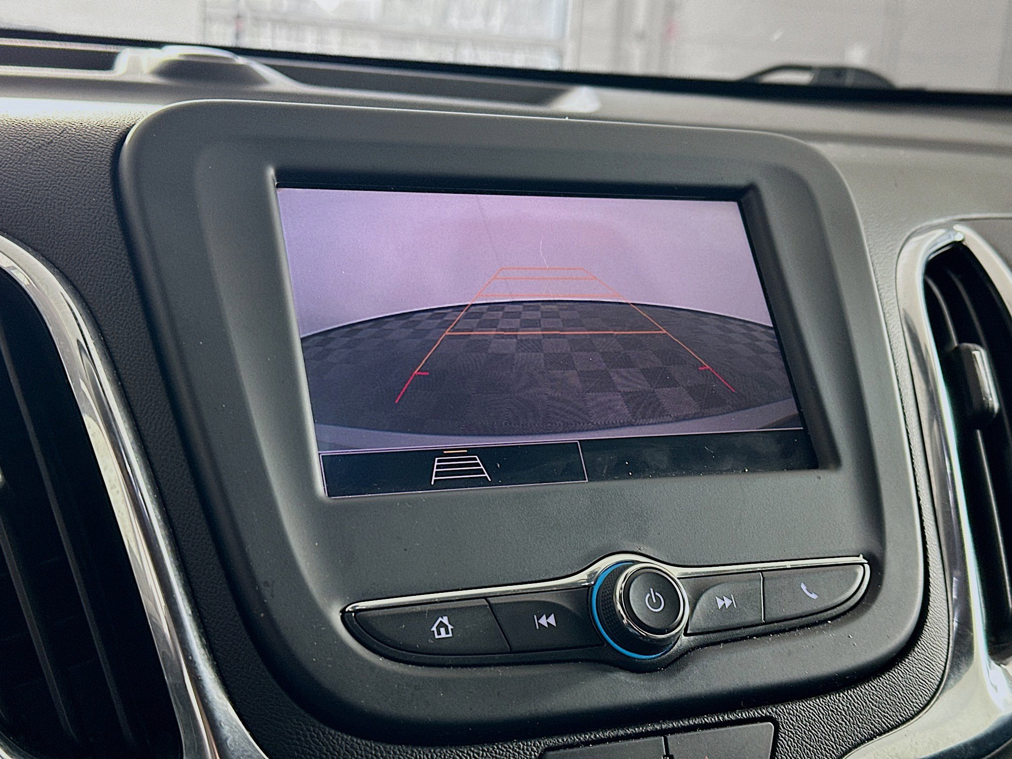 Used 2023 Chevrolet Equinox LT w/ Driver Convenience Package image 22