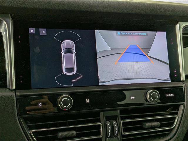 Certified 2025 Porsche Macan Turbo image 19