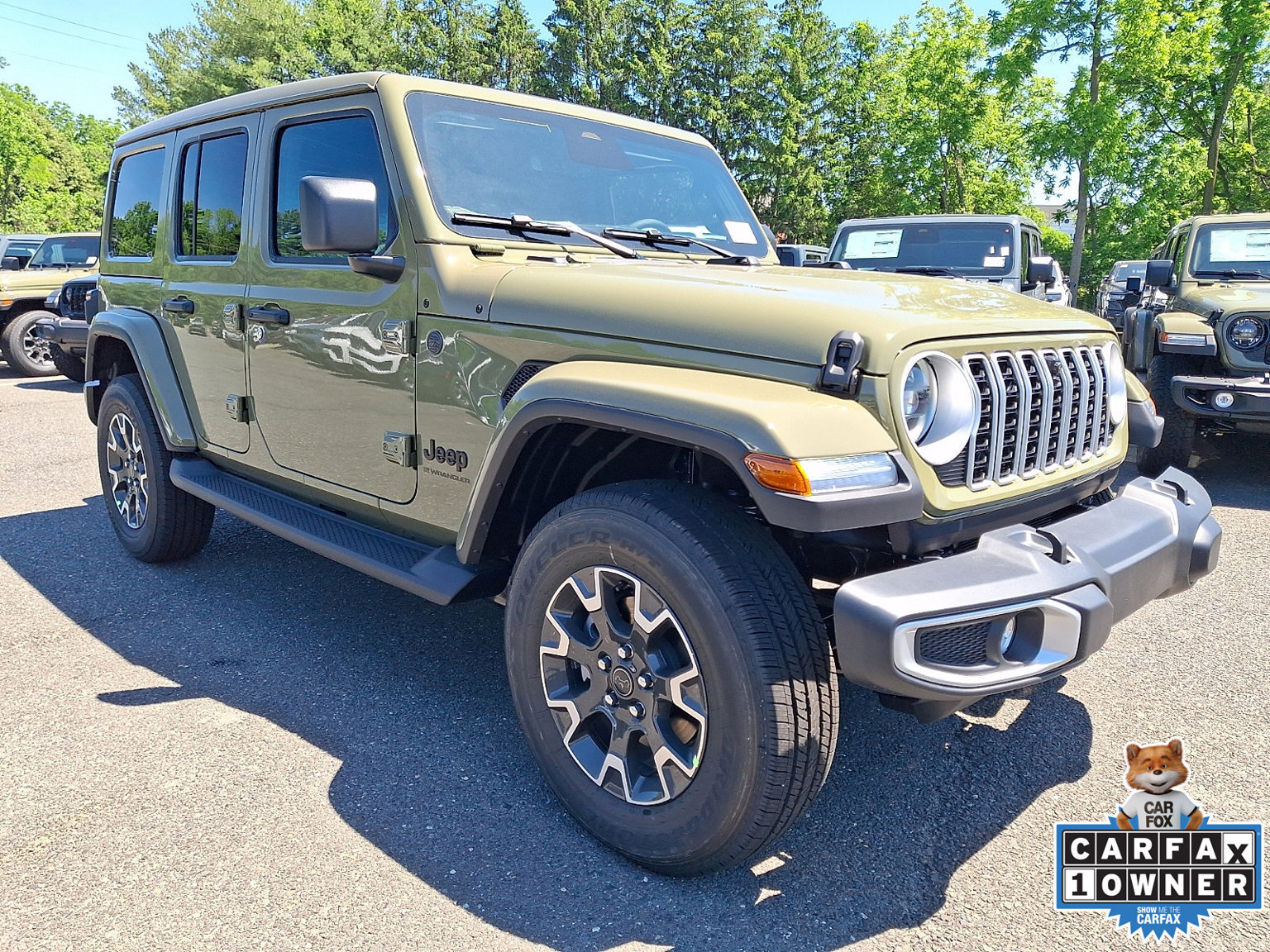 New 2026 Jeep Wrangler Unlimited Sahara AWD/4WD image 2