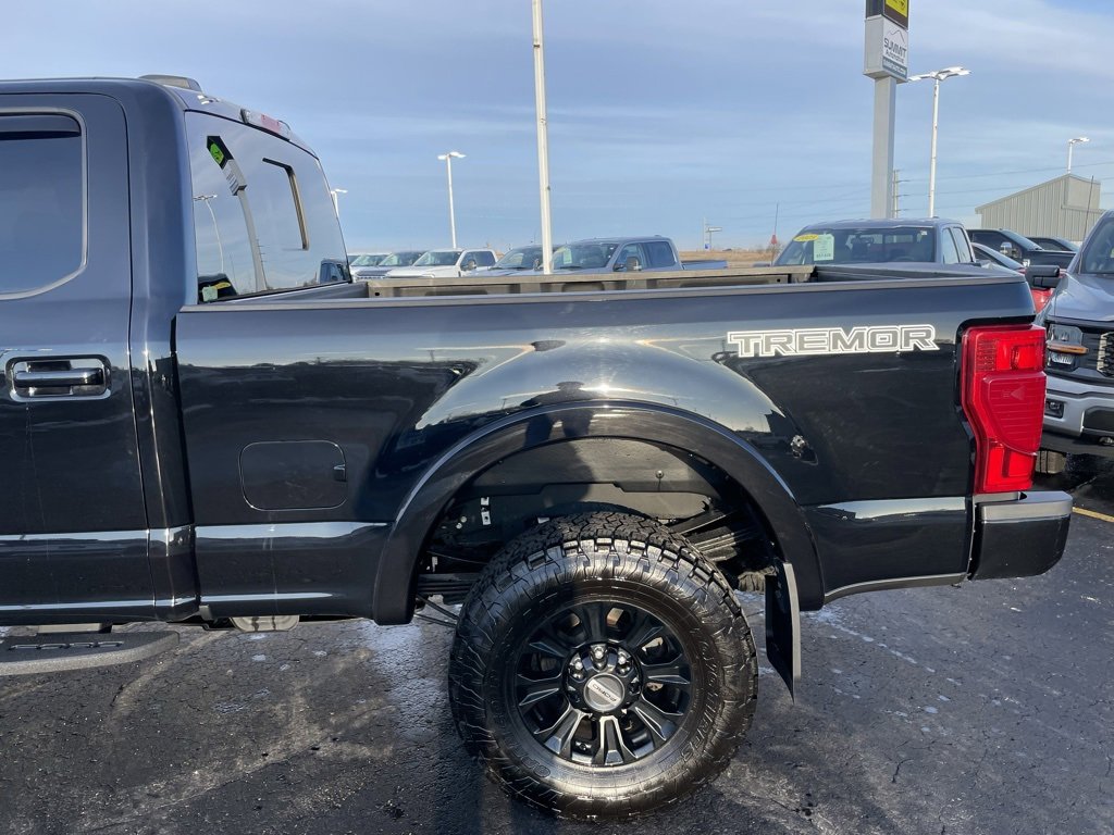 Used 2022 Ford F250 Lariat w/ Tremor Off-Road Package image 30