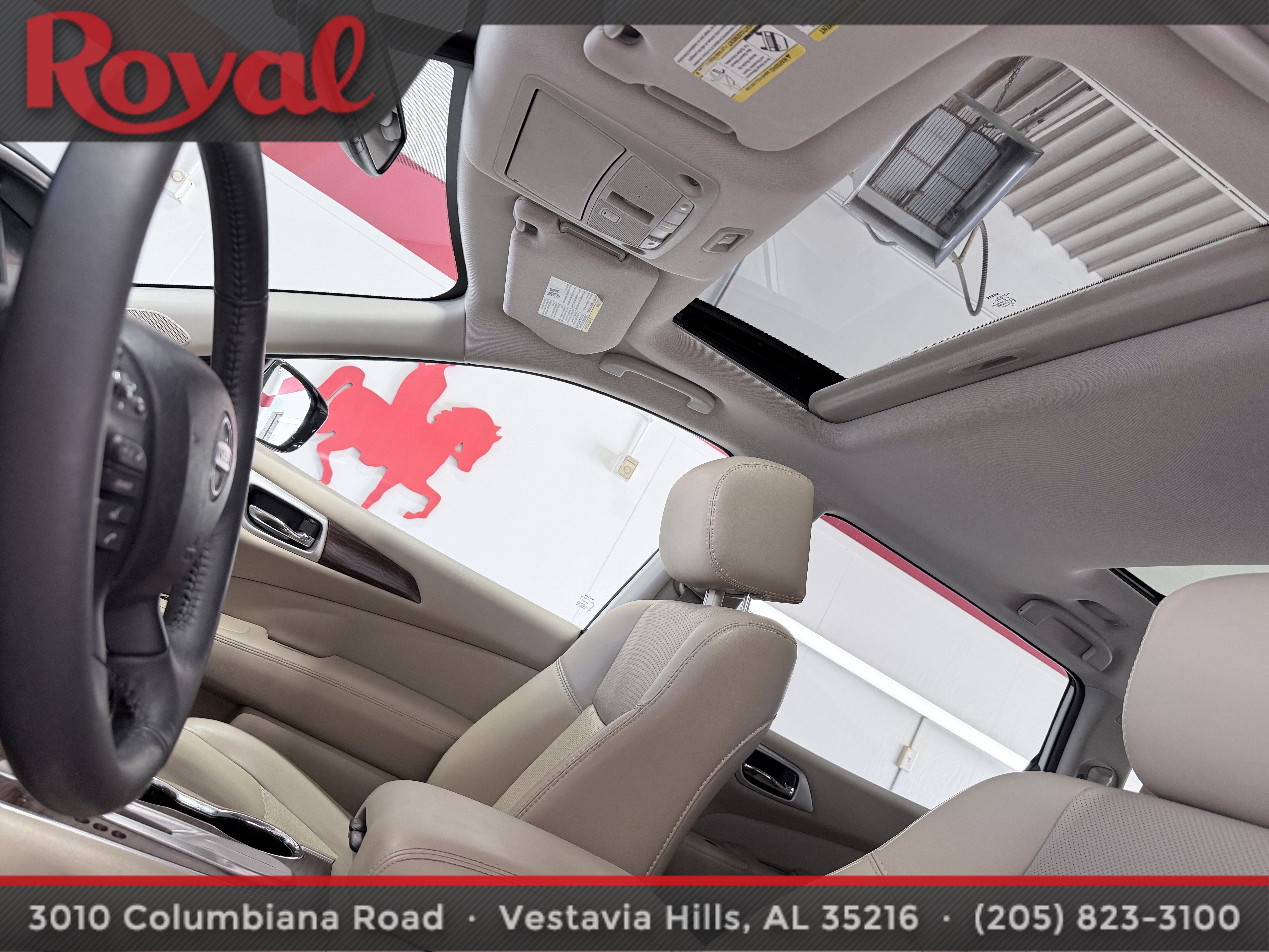 Used 2017 Nissan Pathfinder Platinum w/ Family Entertainment Package FWD image 22