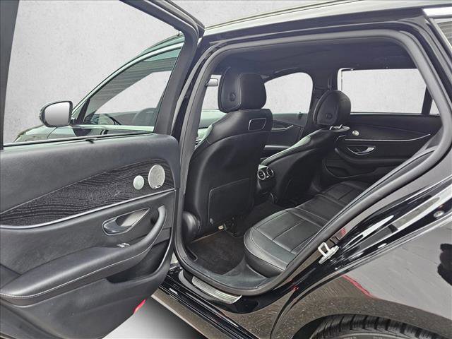 Used 2018 Mercedes-Benz E 400 4MATIC Wagon image 14