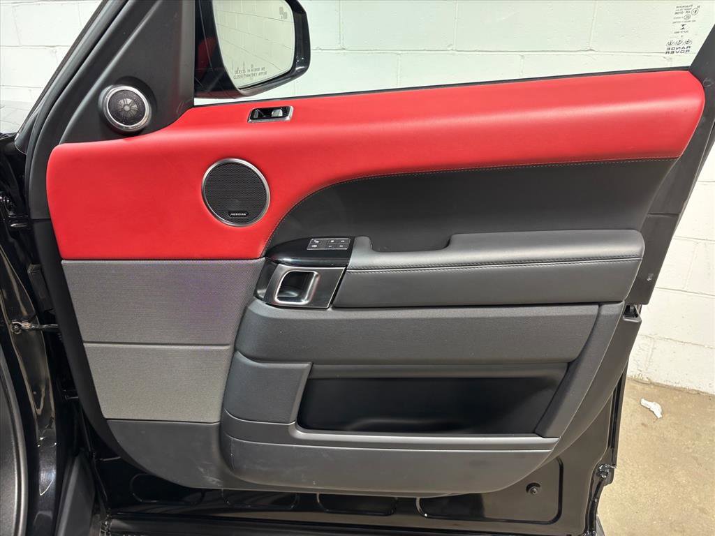Used 2019 Land Rover Range Rover Sport HSE Dynamic image 35