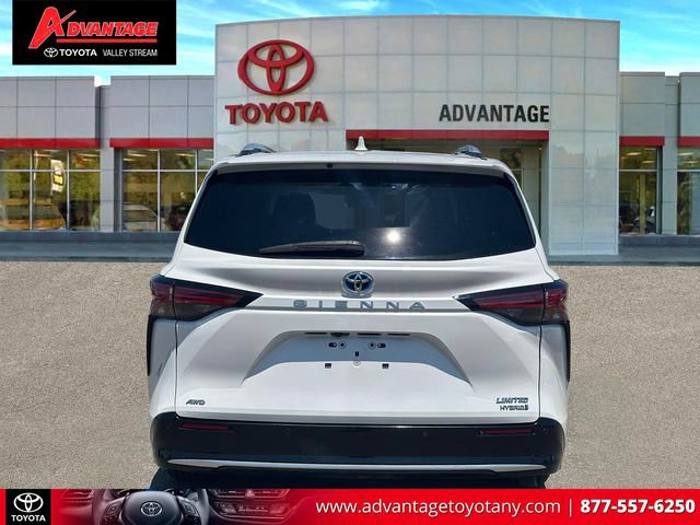 Certified 2023 Toyota Sienna Limited AWD/4WD image 8