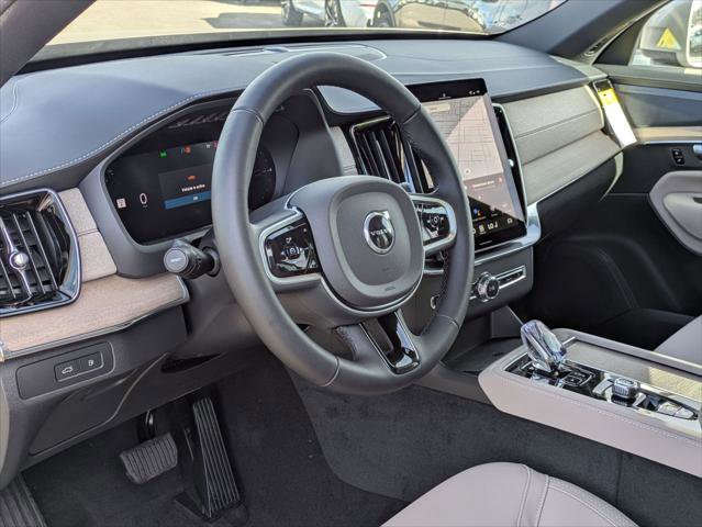 New 2026 Volvo XC90 T8 Plus w/ Protection Package Premier image 7