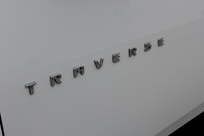 Used 2023 Chevrolet Traverse LT image 25